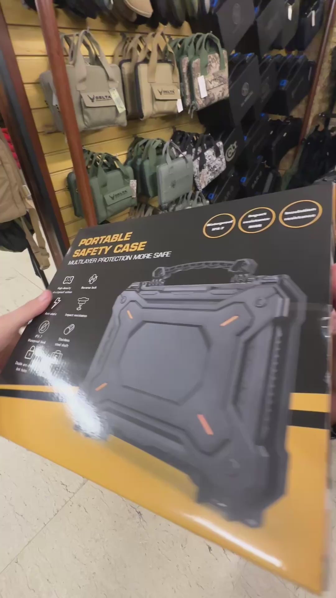 🔷Portable Waterproof Tactical Hard Case.