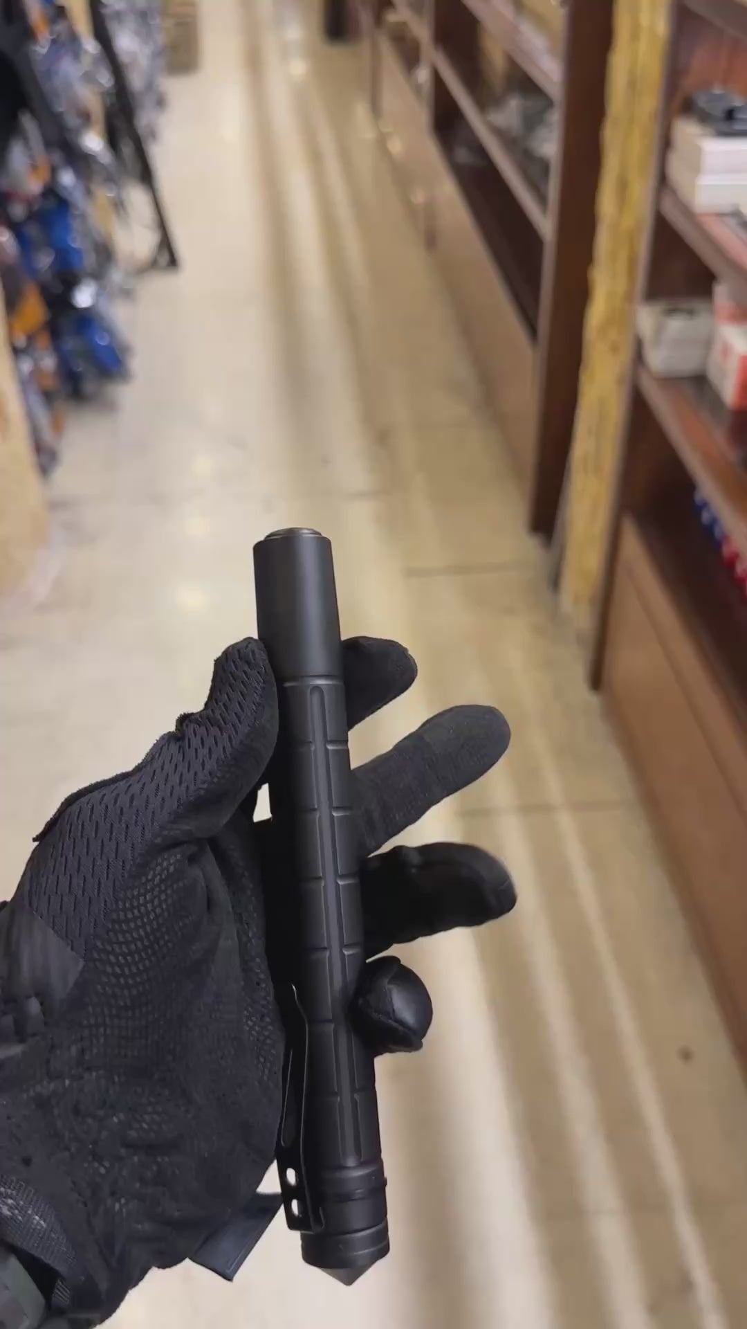 🔹Deluxe Black Pocket Baton 18B.